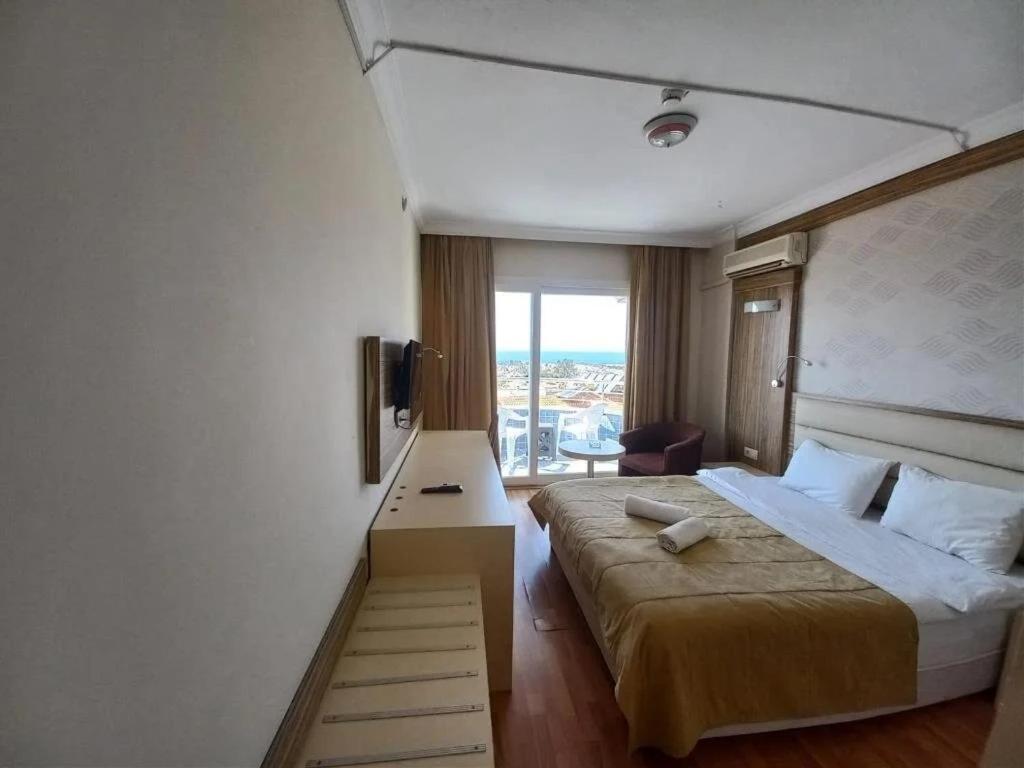 Moonstar Hotel Кушадасъ Екстериор снимка